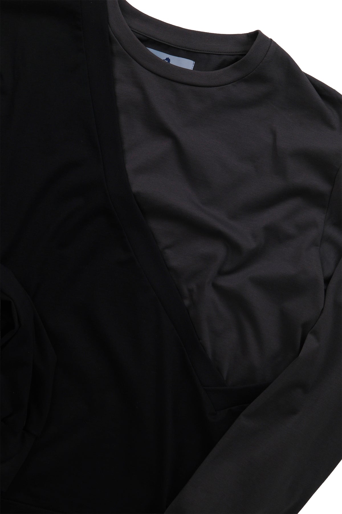 DEEP V LONG SLEEVE TEE