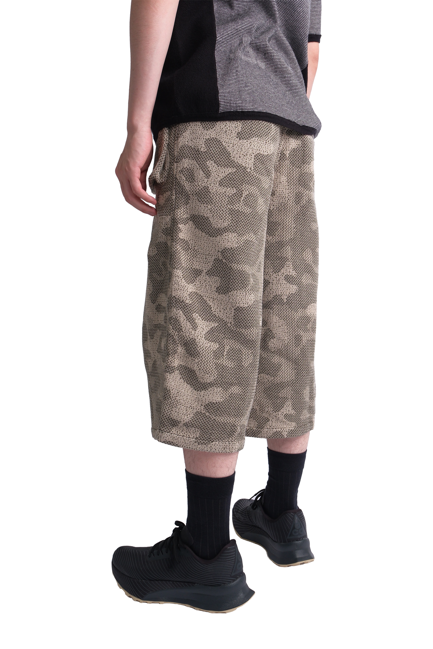 DAPPLED MID SHORTS