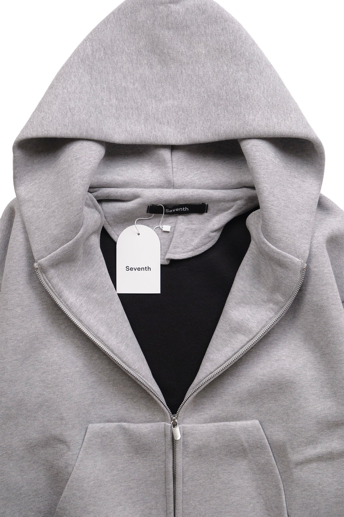 V2 ZIPPED HOODIE